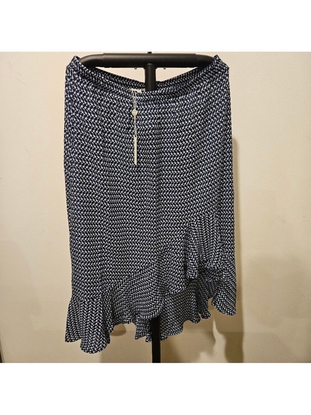 Max Studio NWT Women's Asymetrical High-Low Blue & White Skirt, Size XL